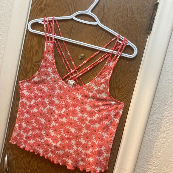 Pink Floral Crop top With Criss-Cross back - Picture 4 of 5
